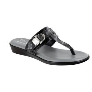 Tuscany by Easy Street ~ candenza black patent sandals ~made in Italy ~ size 6.5